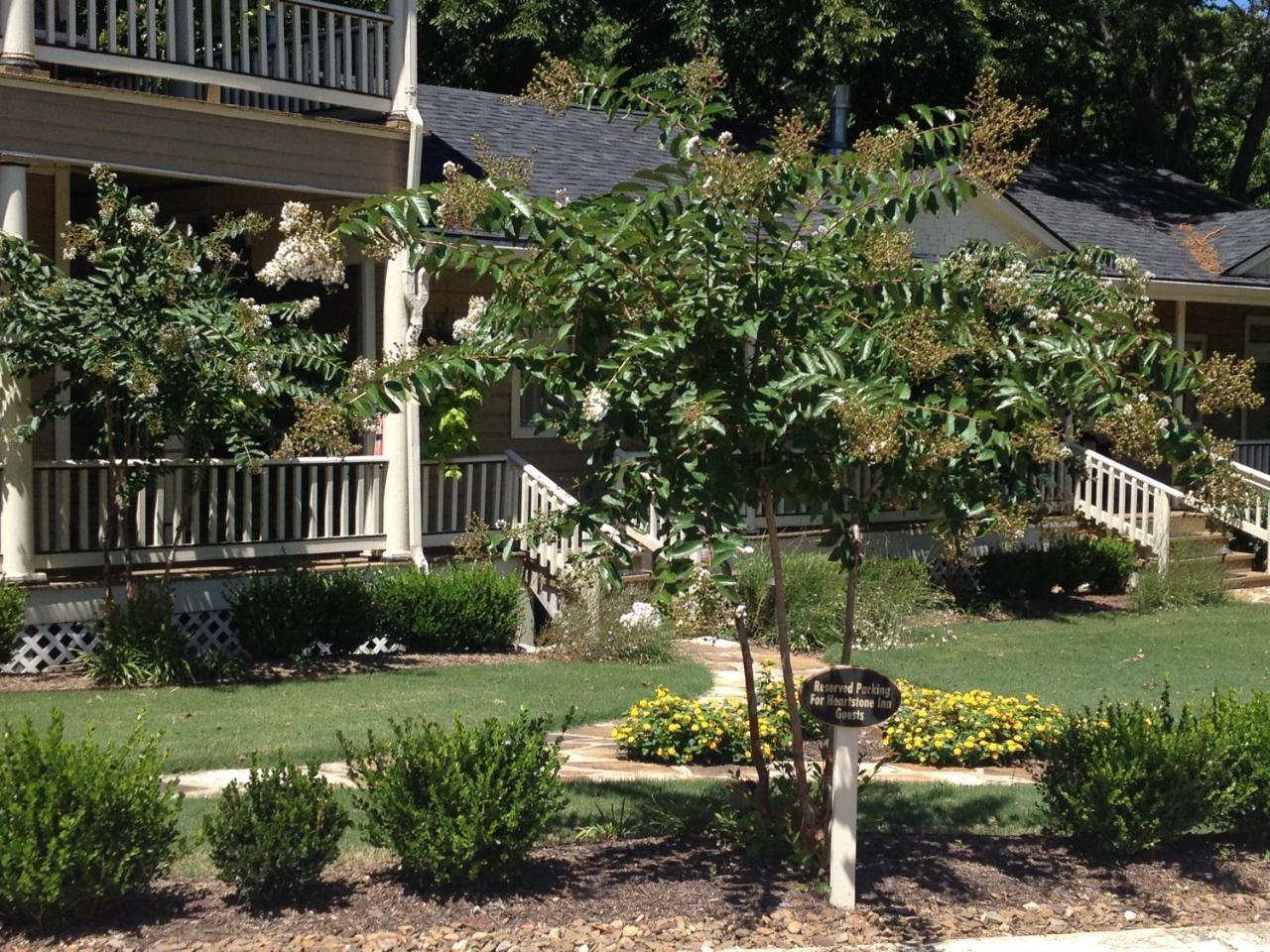 Heartstone Inn Eureka Springs Exterior photo