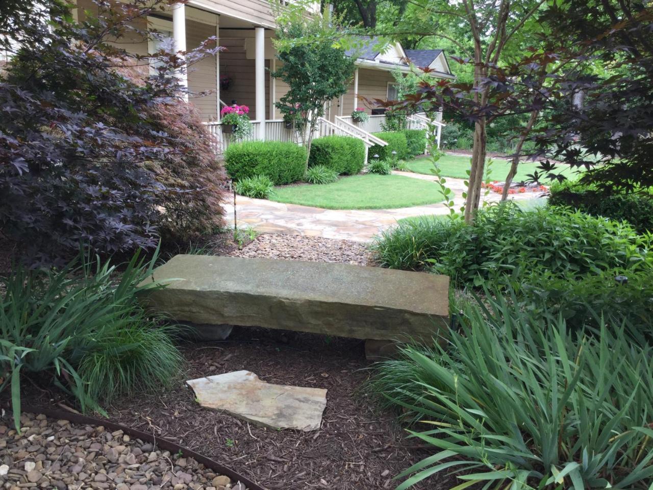 Heartstone Inn Eureka Springs Exterior photo